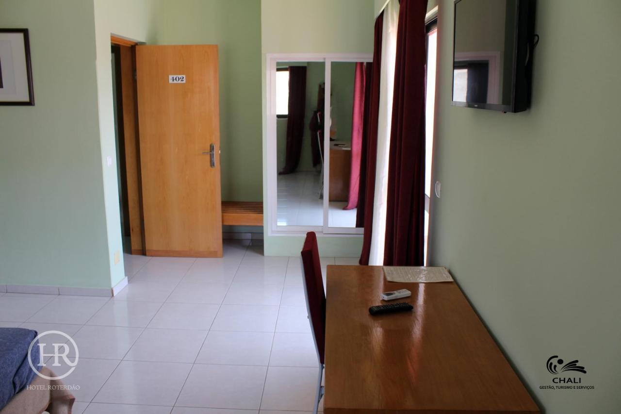 Hotel Roterdao "Under New Management" Praia Kültér fotó